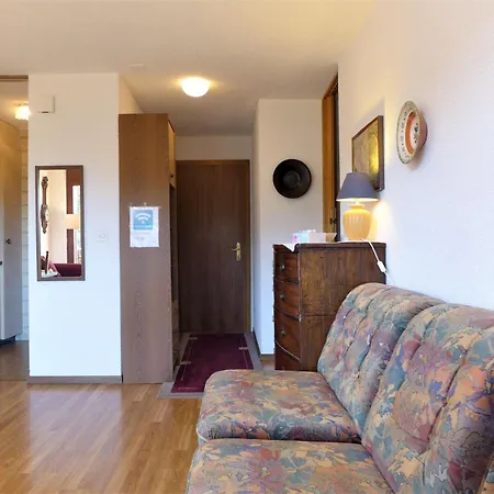 Lägenhet Les Faverges 5 By Interhome Crans-Montana